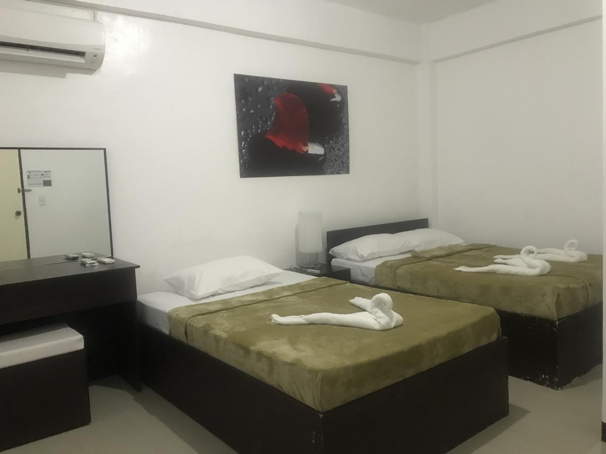 4C'S Tourist Lodge Puerto Princesa Luaran gambar